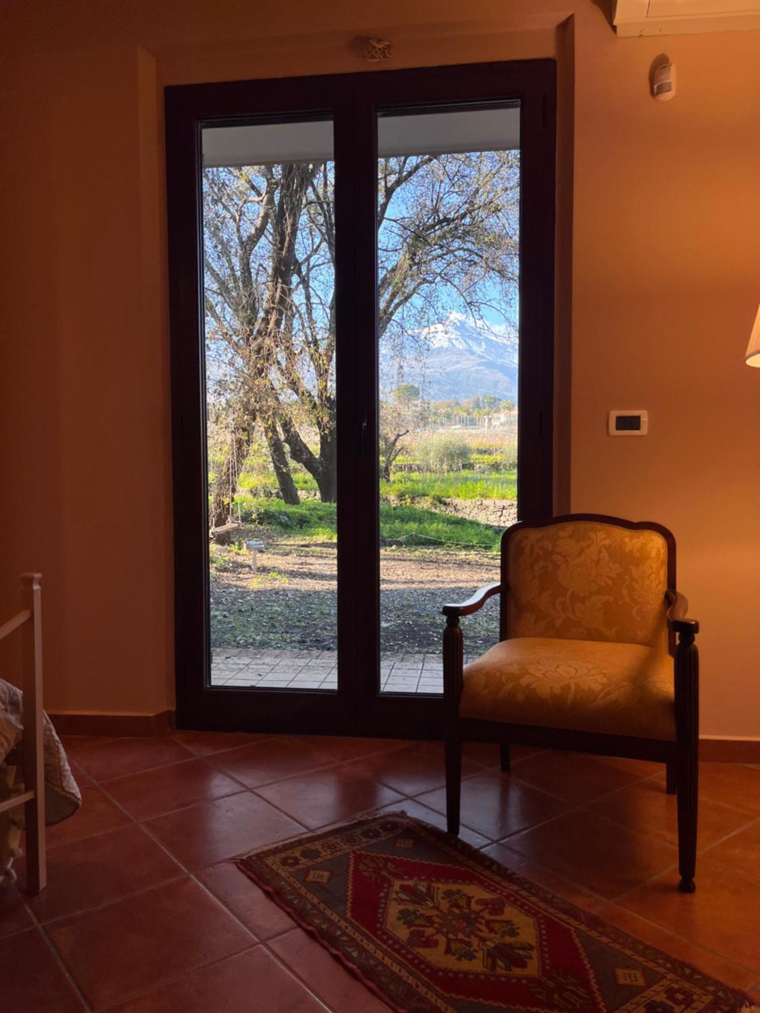 Etna Tra Le Querce Villa ซานตา เวเนรินา ภายนอก รูปภาพ